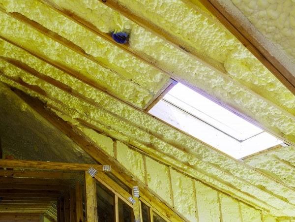 combles perdus mousse isolation